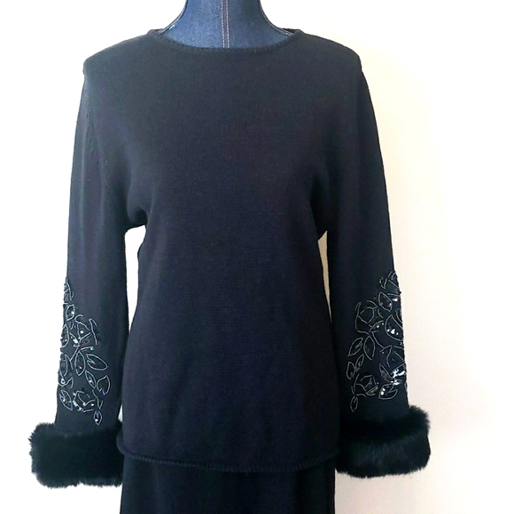 BONNIE BOERER & CO. Vintage Sequin and Beaded Fur Cuffed Sweater and Skirt - Picture 3 of 12